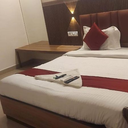Capital O 69831 Hotel Mount Heera Chennai Exterior foto