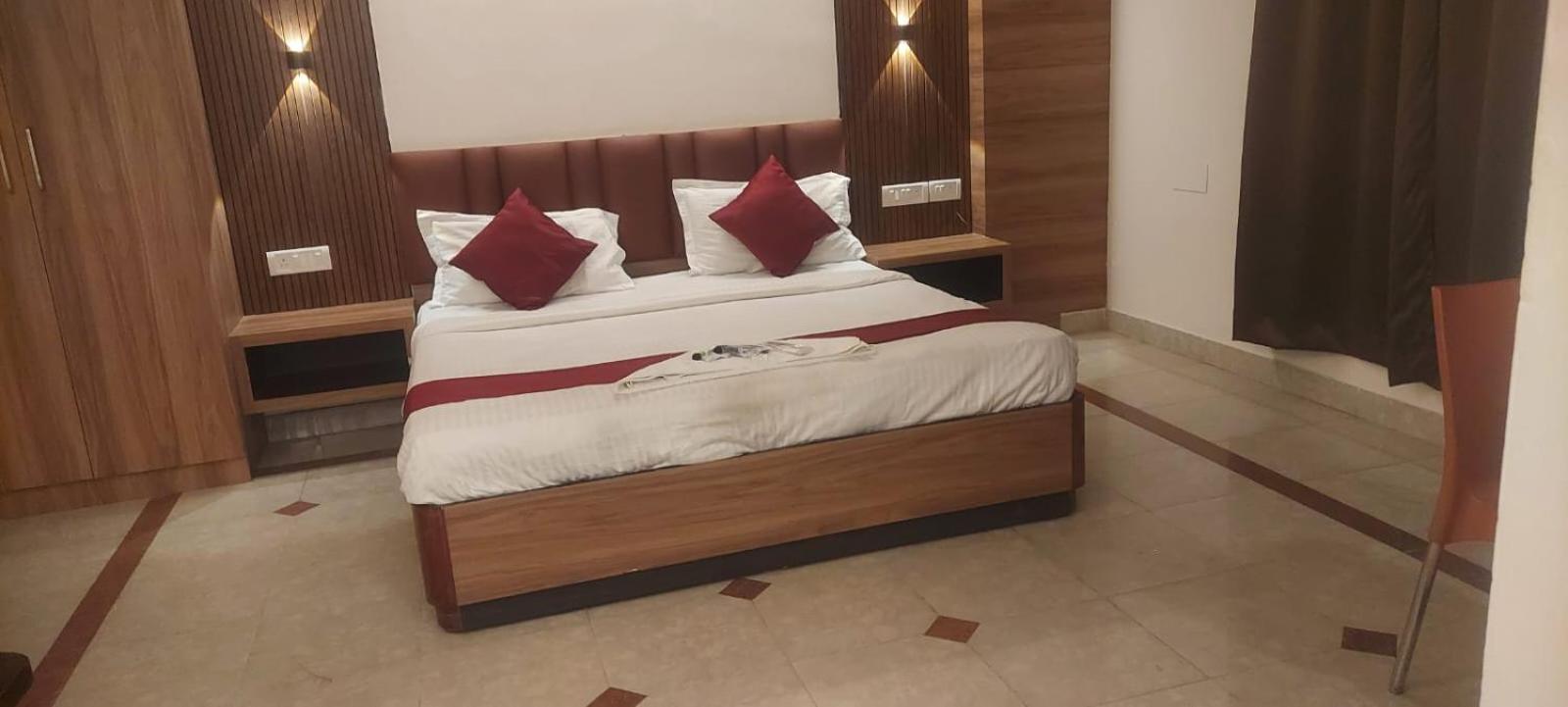 Capital O 69831 Hotel Mount Heera Chennai Exterior foto