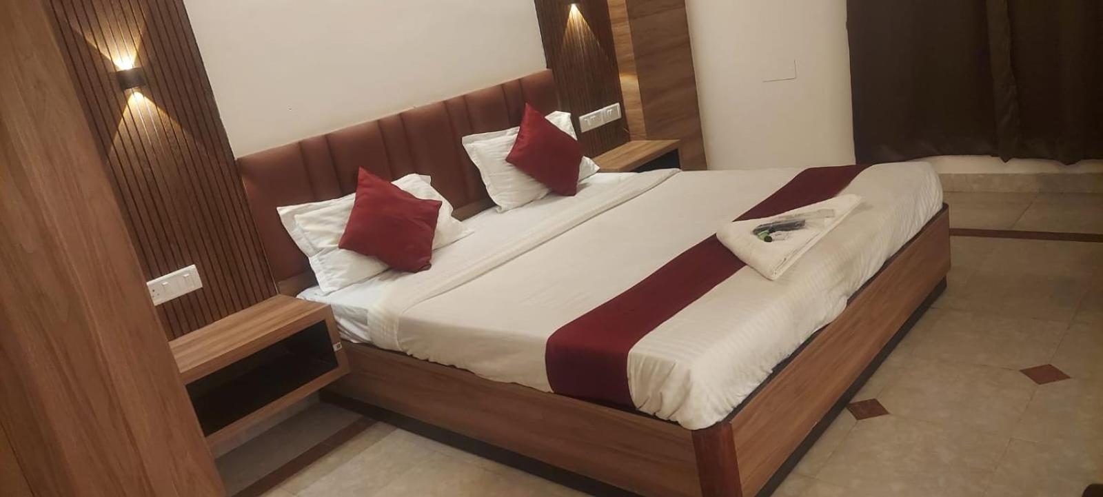 Capital O 69831 Hotel Mount Heera Chennai Exterior foto